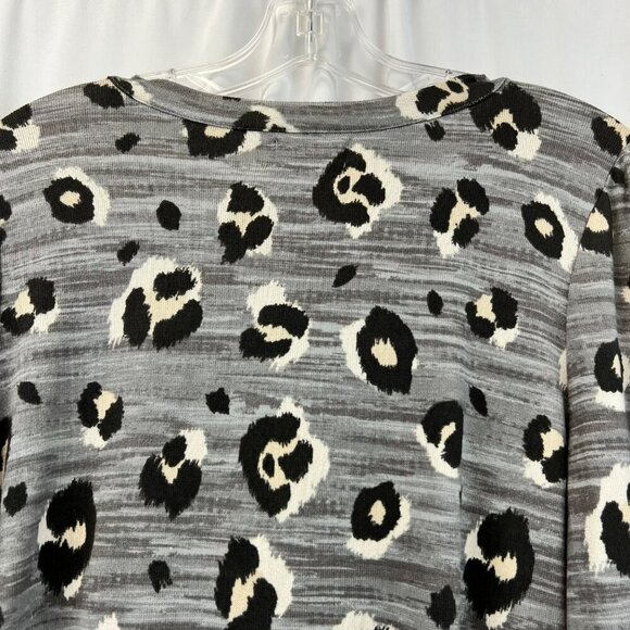Maurices Womens Cheetah Print Top Long Sleeve Gray/Multi Size Medium Soft - Picture 5 of 8